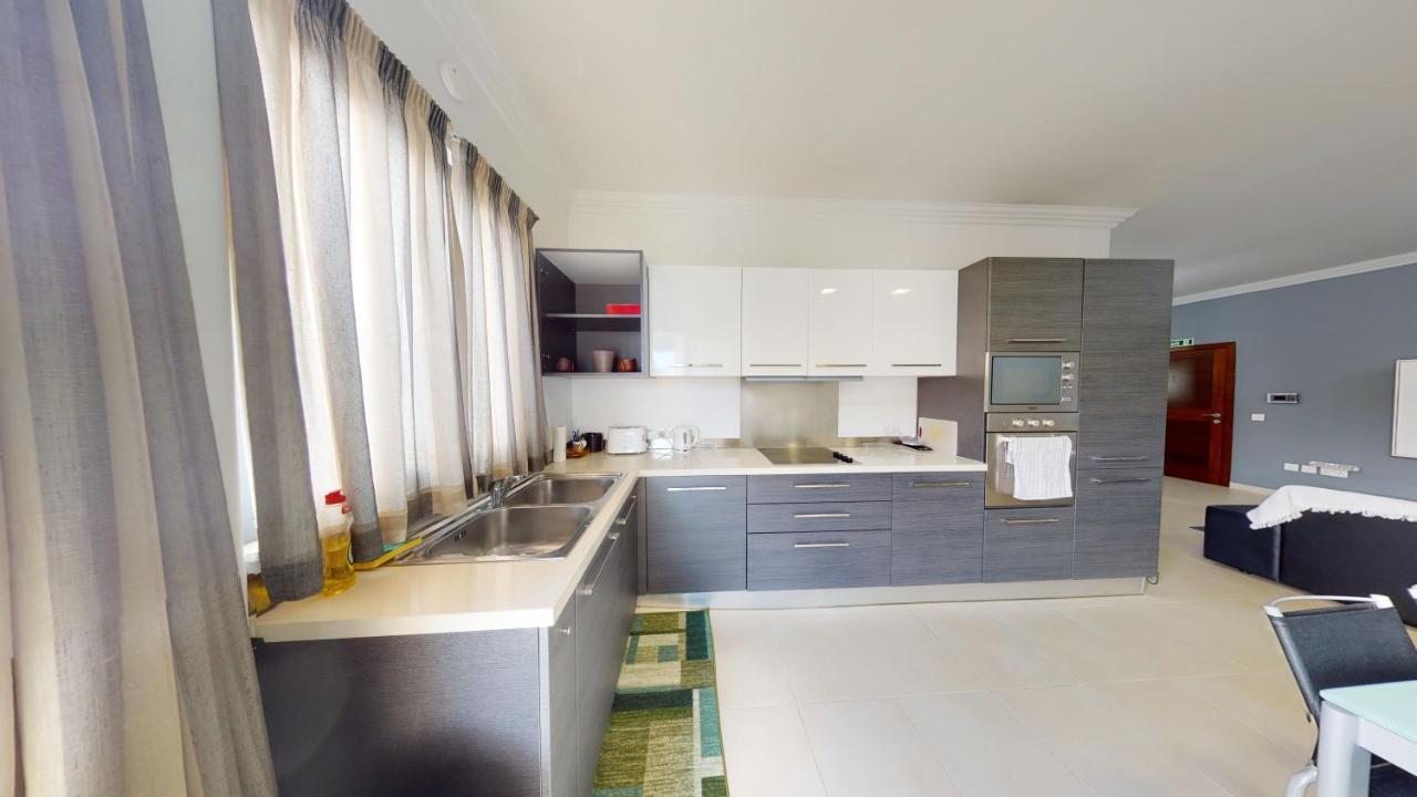 4Th Floor Apartment In Tigne Sliema Exterior foto