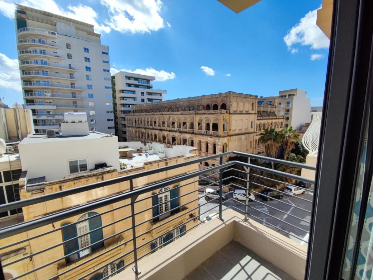 4Th Floor Apartment In Tigne Sliema Exterior foto